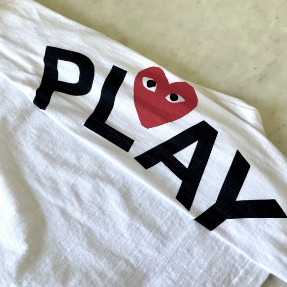 Comme Des Garcons Play Peeping Heart Long Sleeve T-shirt - Picture 10 of 15